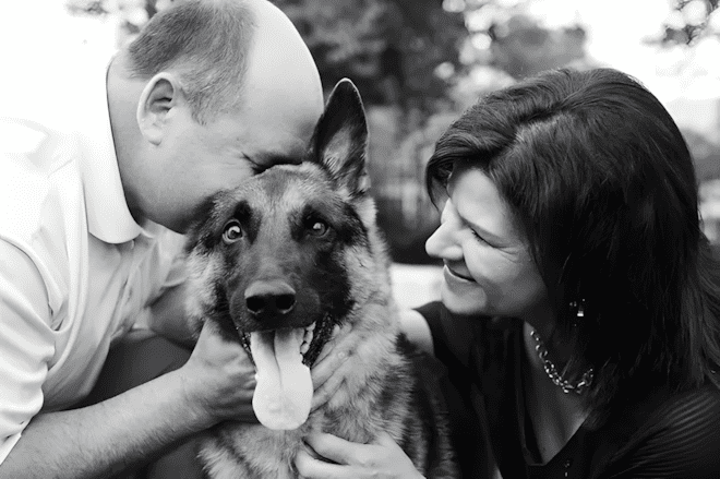 💔 Képek, amik összetörik a szíved: kutyusok és gazdáik utolsó pillanatai 860 Amikor bucsuzni kell11.jpg