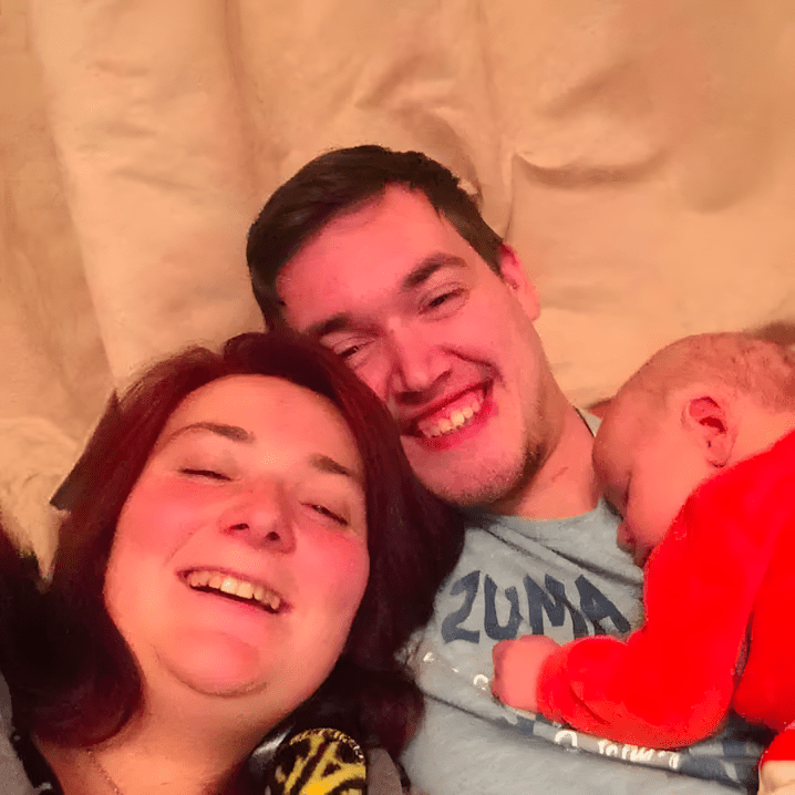 Az ejszaka kozepen a pitbull felebreszti a terhes lanyt3.jpeg