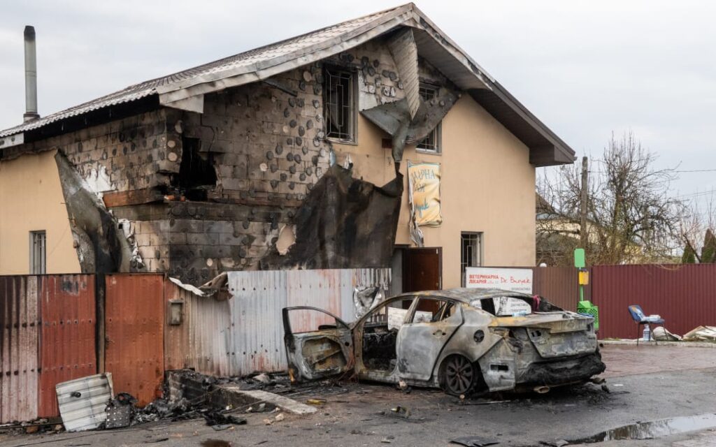 Orosz dróntámadás ért egy ukrajnai állatorvosi klinikát: rengeteg kutya halt meg a pusztításban 4 4JQPXFO AFP 20260403 A6NY763 v1 HighRes UkraineRussiaConflictWar jpg